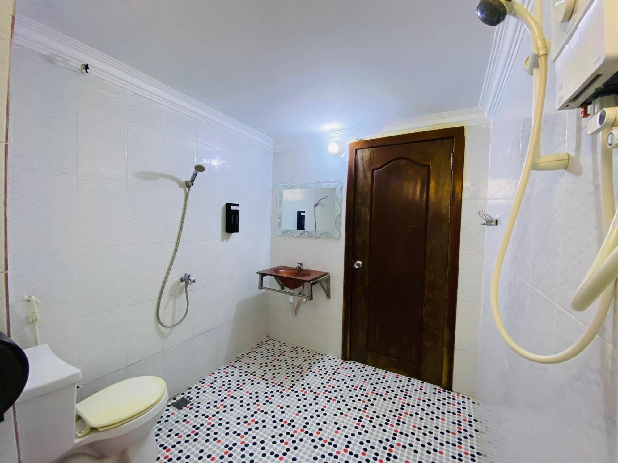 The Blue Guest House Battambang Eksteriør bilde