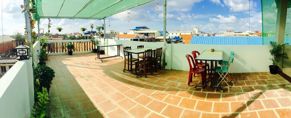 The Blue Guest House Battambang Eksteriør bilde
